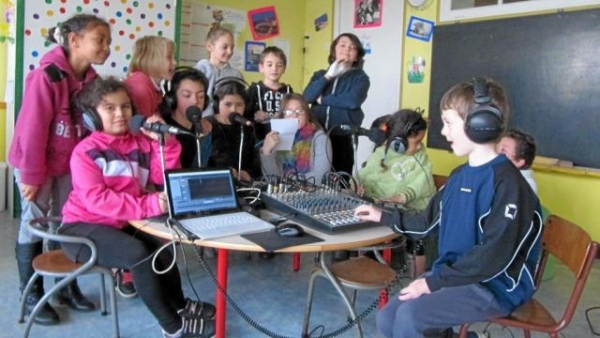 Les enfants de l&#039;école publique